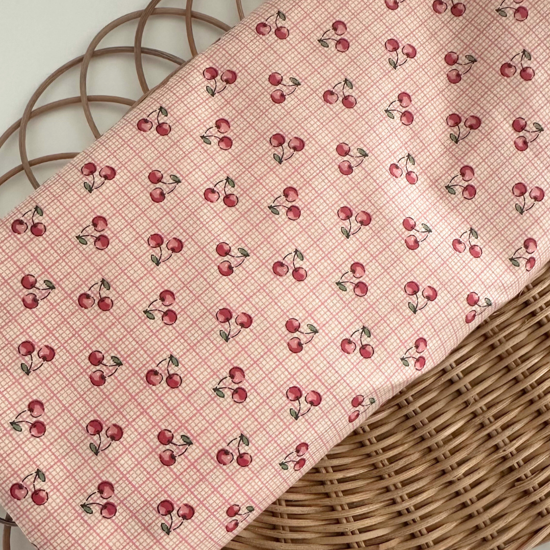 【即納】antique cherry check  / コットン / チェック / チェリー［CO004］