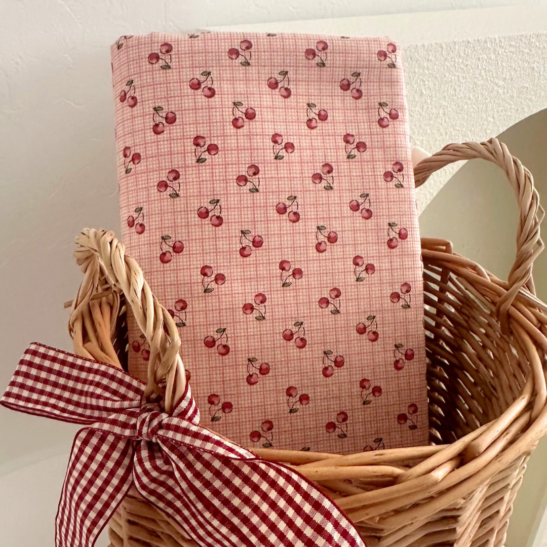 【即納】antique cherry check  / コットン / チェック / チェリー［CO004］