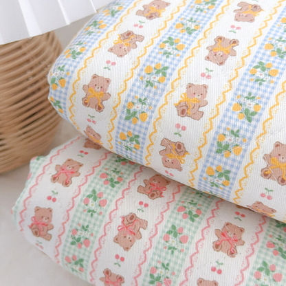 【即納 】teddy fruit picnic quilting / フラワー / チェック/ フルーツ柄 / くま / テディベア / キルティング / 韓国生地［QU049］