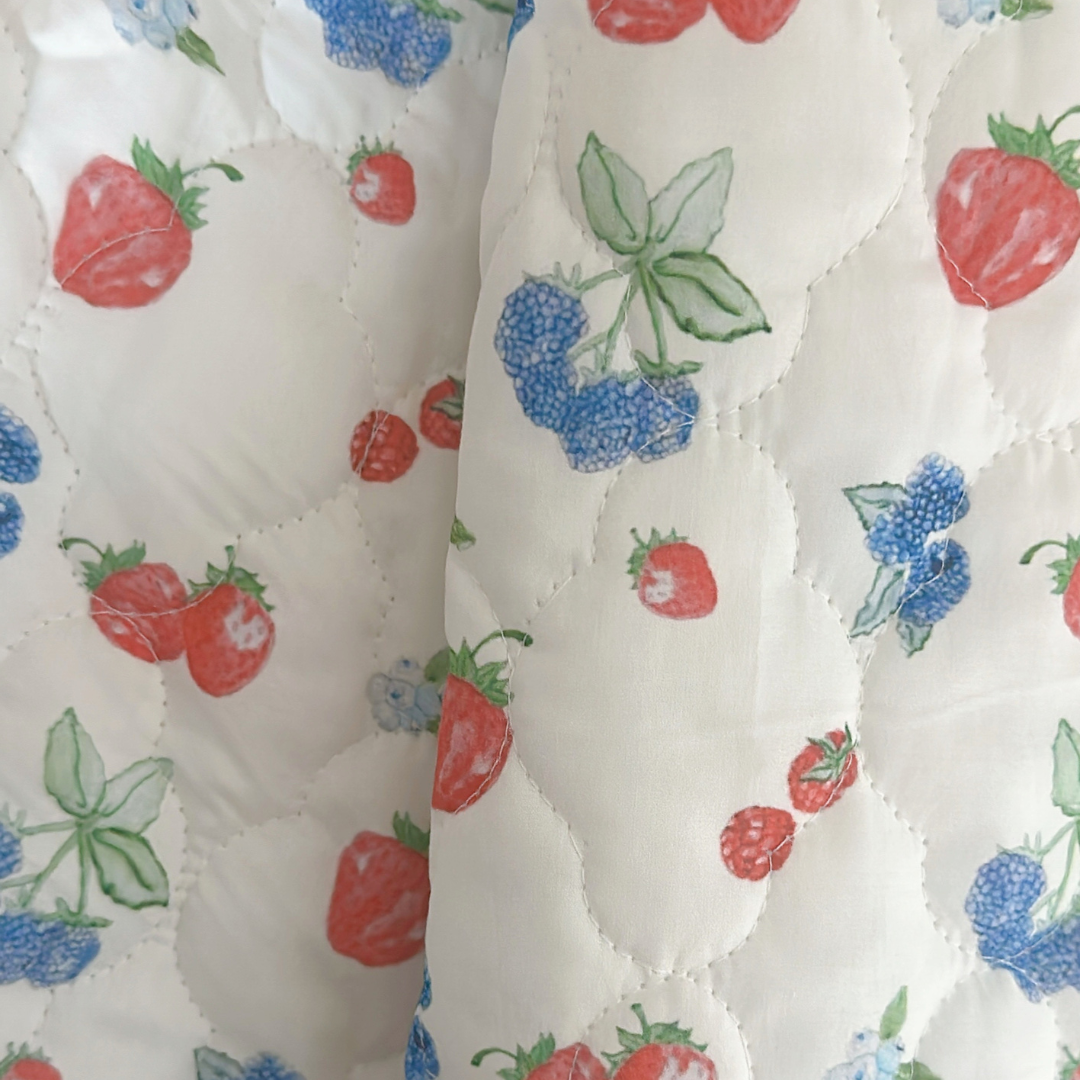 【即納】yogurt berry quilting / イチゴ / キルティング［QU025］