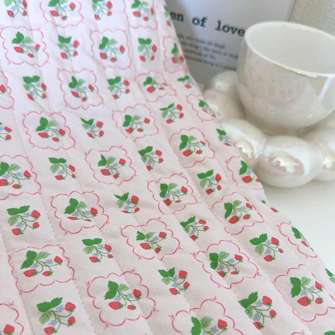 【即納】raspberry quilting / いちご  / キルティングあり＆なし［QU021］