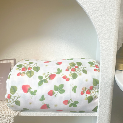 【即納】strawberry in the forest garze / いちご / ガーゼ / コットン［CO036］