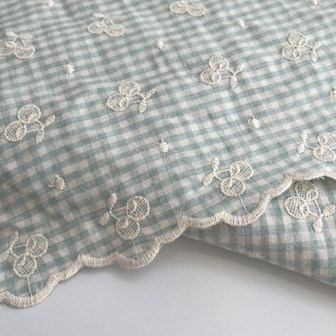 【即納】cherry check  / 刺繍 / コットン / チェック / チェリー［EM001］