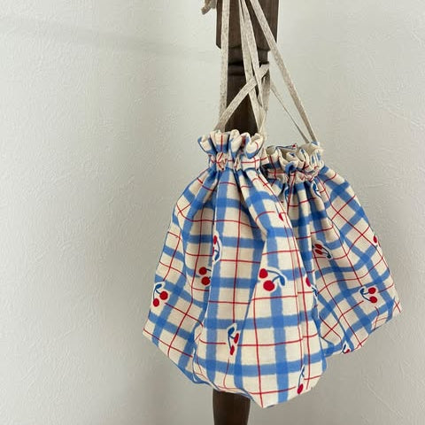 【即納】vintage blue check cherry  / コットン / チェック / チェリー /［CO009］